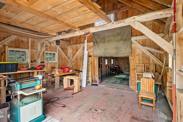 37 Oak Ridge Rd, Boxford, MA 01921
