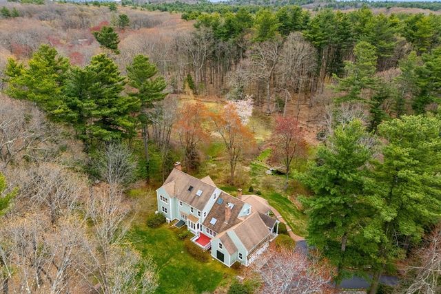 37 Oak Ridge Rd, Boxford, MA 01921