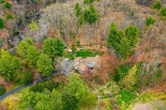 37 Oak Ridge Rd, Boxford, MA 01921