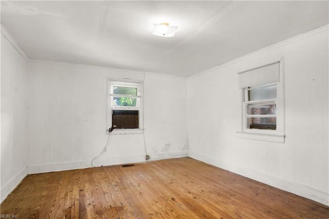 6666 Riverview Inn LN, Gloucester, VA 23061