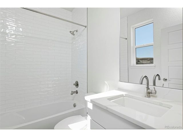 11512 Vibrato Ln, Lone Tree, CO 80134