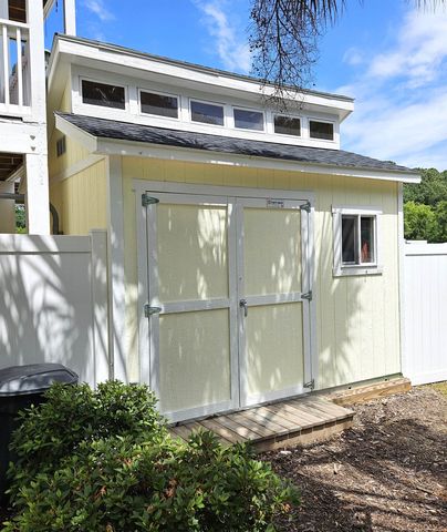612 Woodland Dr., Murrells Inlet, SC 29576