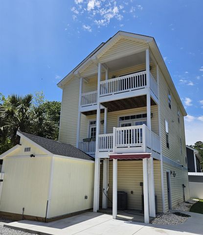 612 Woodland Dr., Murrells Inlet, SC 29576