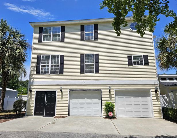 612 Woodland Dr., Murrells Inlet, SC 29576