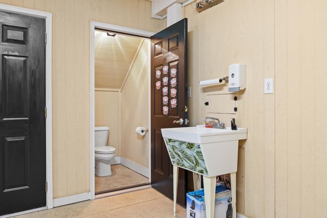 612 Woodland Dr., Murrells Inlet, SC 29576