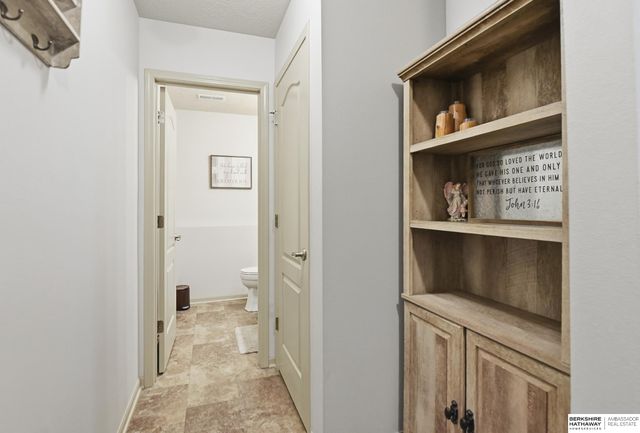 7519 N 143rd Street, Omaha, NE 68142