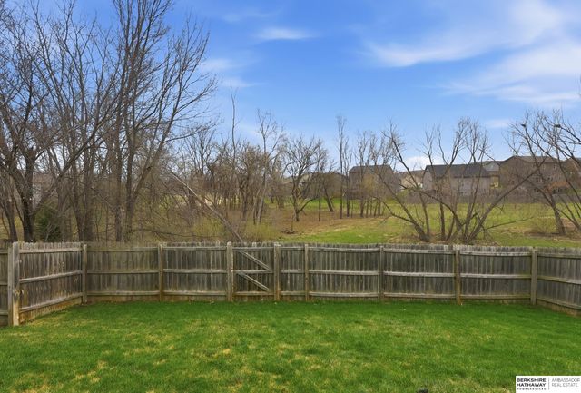 7519 N 143rd Street, Omaha, NE 68142