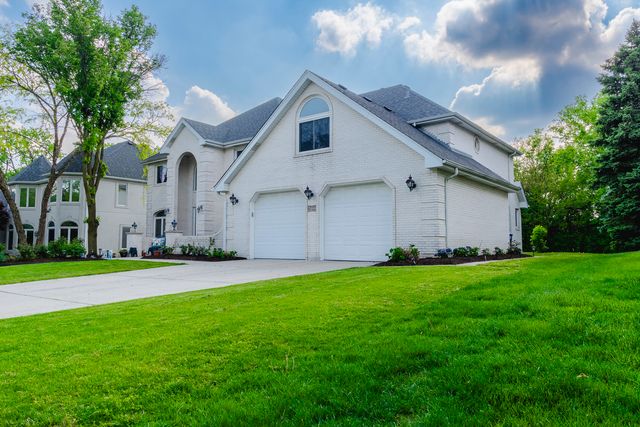 6722 Sweetbriar Lane, Darien, IL 60561