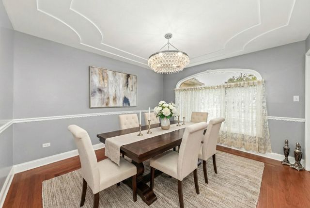 6722 Sweetbriar Lane, Darien, IL 60561