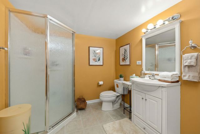 6722 Sweetbriar Lane, Darien, IL 60561