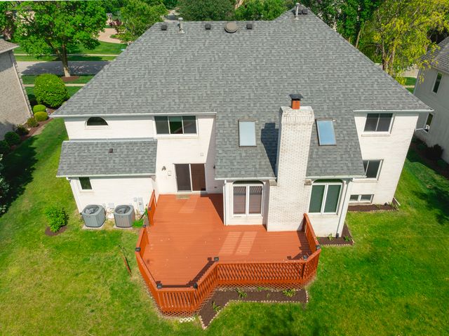 6722 Sweetbriar Lane, Darien, IL 60561