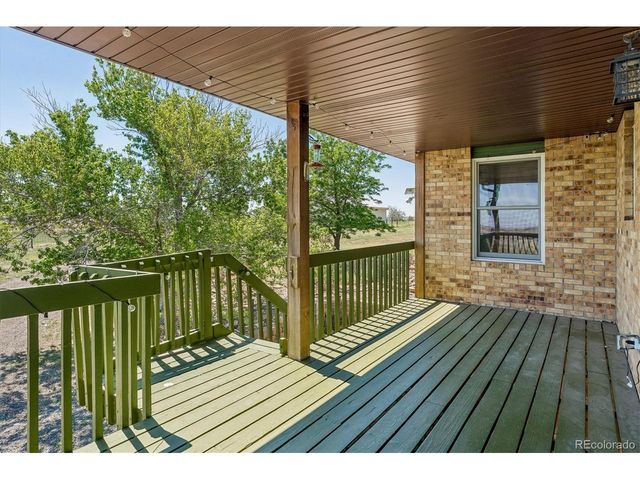 45412 Sun Country Dr, Elizabeth, CO 80107