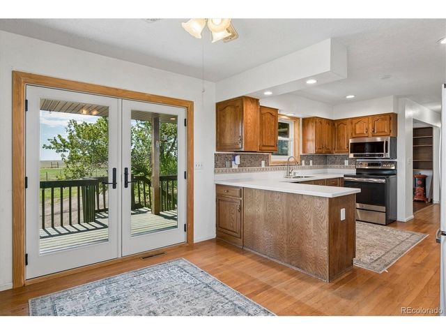 45412 Sun Country Dr, Elizabeth, CO 80107
