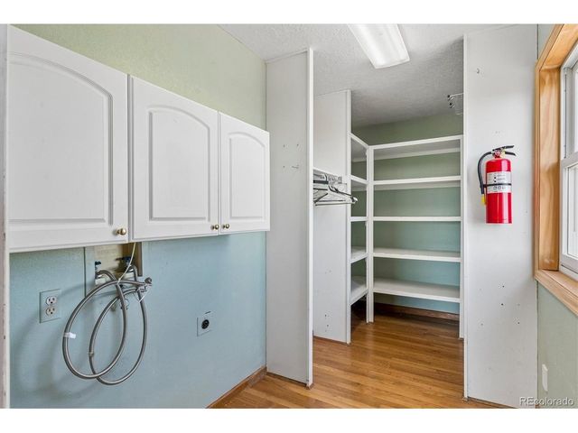 45412 Sun Country Dr, Elizabeth, CO 80107
