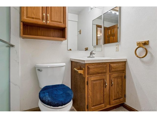 45412 Sun Country Dr, Elizabeth, CO 80107