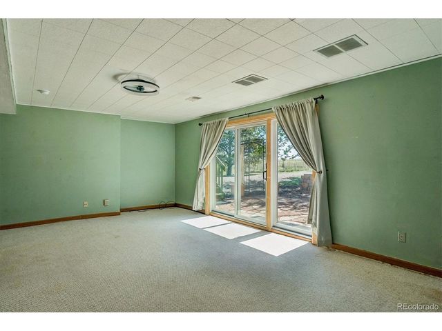 45412 Sun Country Dr, Elizabeth, CO 80107