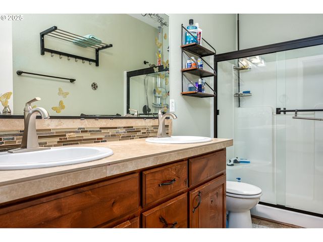 580 E AZALEA St, Yamhill, OR 97148