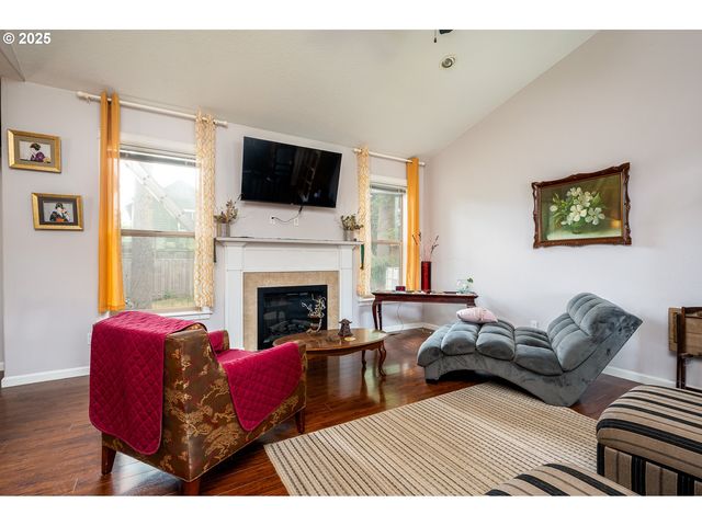 580 E AZALEA St, Yamhill, OR 97148
