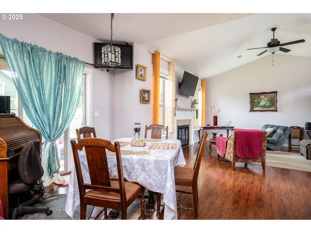 580 E AZALEA St, Yamhill, OR 97148