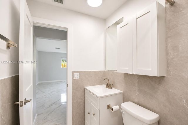 2611 SW 13th Avenue 12, Fort Lauderdale, FL 33315