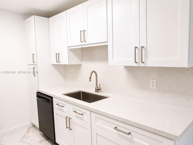2611 SW 13th Avenue 12, Fort Lauderdale, FL 33315