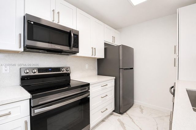 2611 SW 13th Avenue 12, Fort Lauderdale, FL 33315