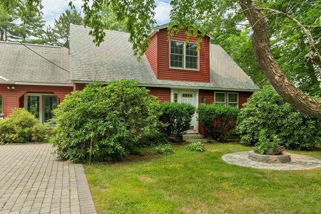 4 Highland Avenue, Goffstown, NH 03045
