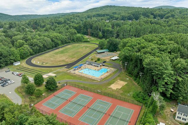 4 Highland Avenue, Goffstown, NH 03045
