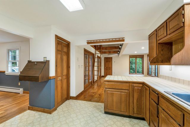 4 Highland Avenue, Goffstown, NH 03045