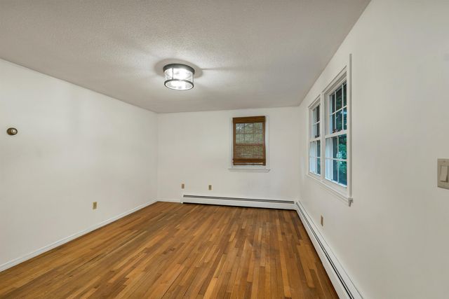 4 Highland Avenue, Goffstown, NH 03045