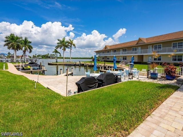 850 Palm ST E2, Marco Island, FL 34145