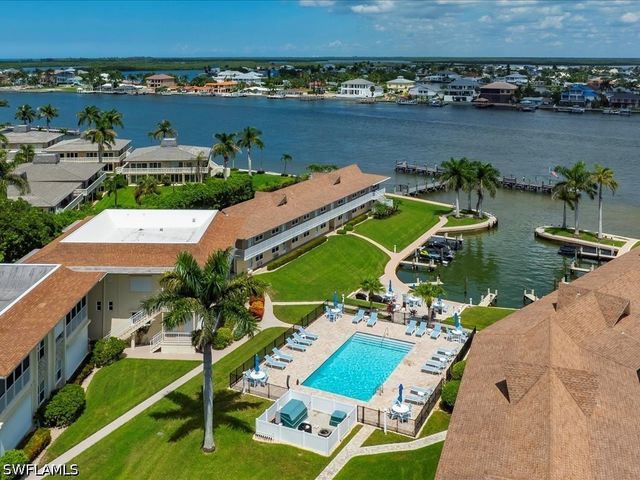 850 Palm ST E2, Marco Island, FL 34145