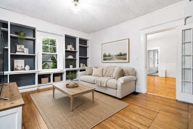 390A Main Street, West Newbury, MA 01985