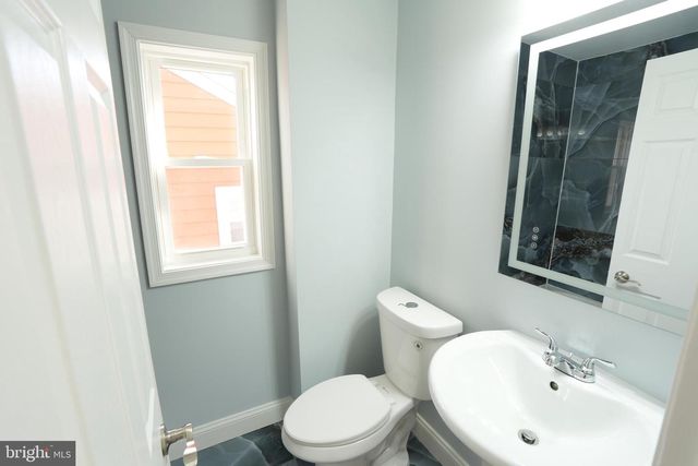 164 ELMIRA ST SW, Washington, DC 20032