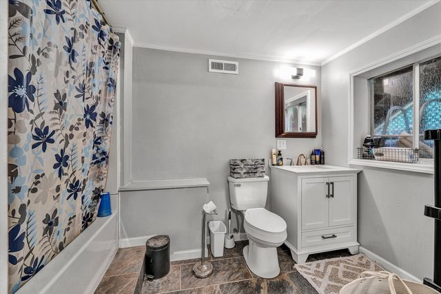 2095 Webster RD, Glade Hill, VA 24092