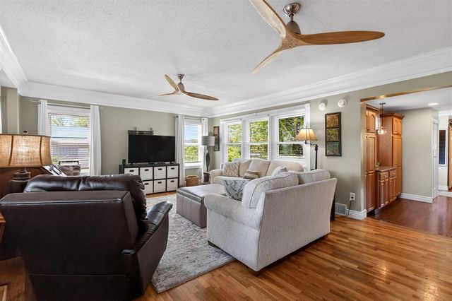 9064 Ruggles Road, Baroda, MI 49101