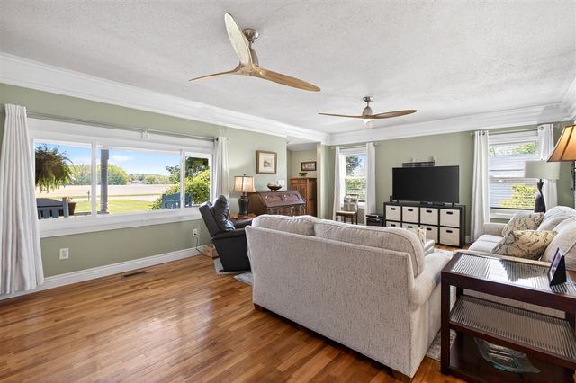 9064 Ruggles Road, Baroda, MI 49101
