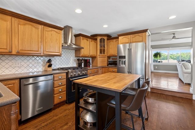 9064 Ruggles Road, Baroda, MI 49101