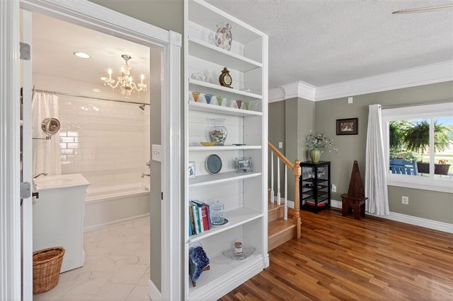 9064 Ruggles Road, Baroda, MI 49101