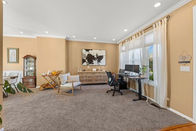 2723 Rosehall Lane, Aurora, IL 60503