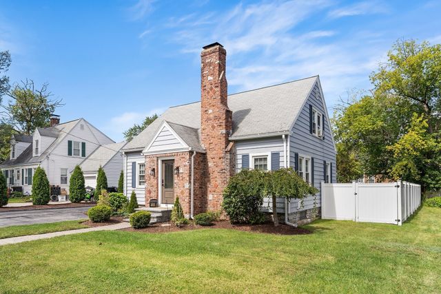 403 June St, Worcester, MA 01602