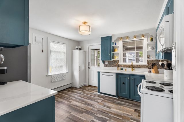403 June St, Worcester, MA 01602