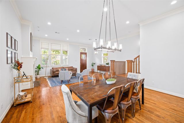 424 E 24th Street, Houston, TX 77008