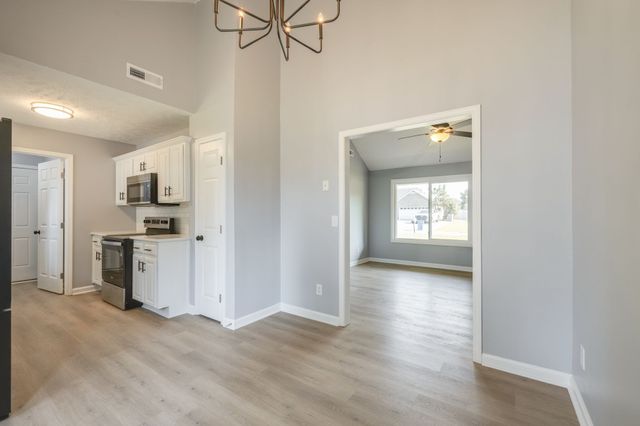 9008 Lomond Dr, Smyrna, TN 37167