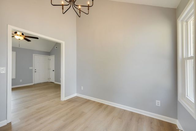9008 Lomond Dr, Smyrna, TN 37167