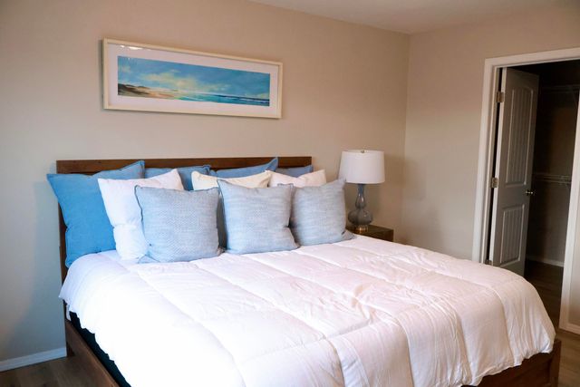 4377 N Toby Avenue, Springfield, MO 65803