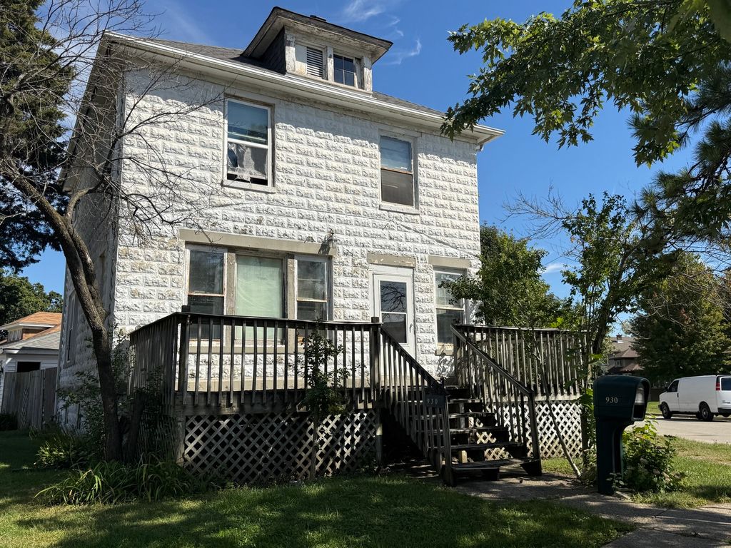 930 W Park Avenue, Joliet, IL 60436 — exterior