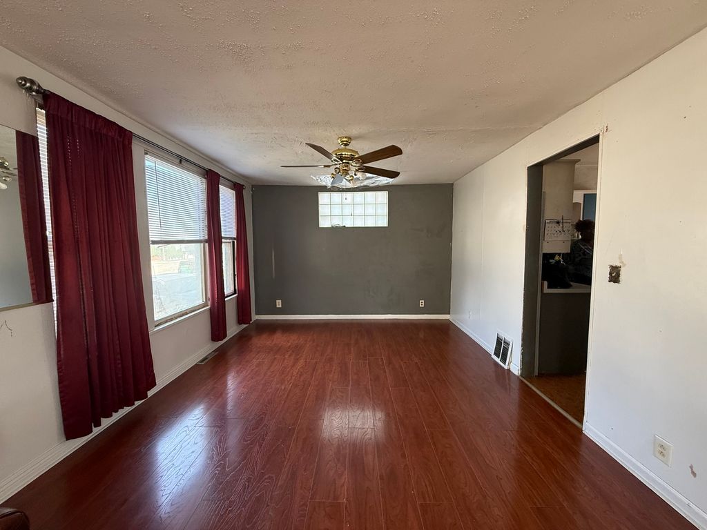 930 W Park Avenue, Joliet, IL 60436 — photo 5