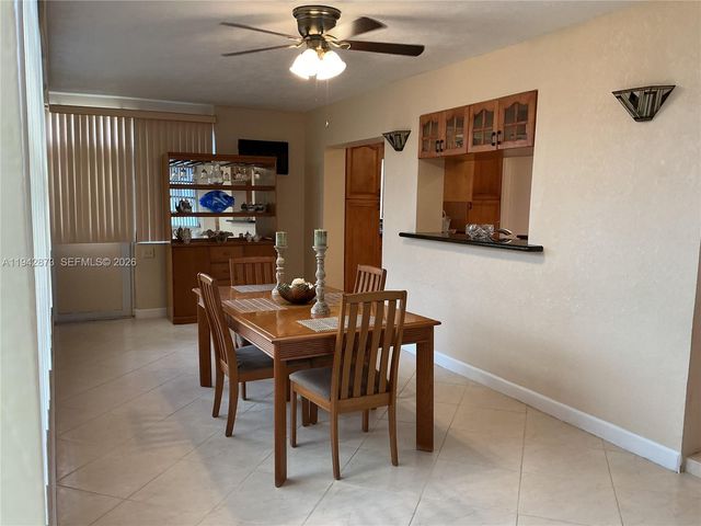 8604 NW 59th Pl, Tamarac, FL 33321