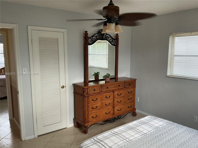 8604 NW 59th Pl, Tamarac, FL 33321